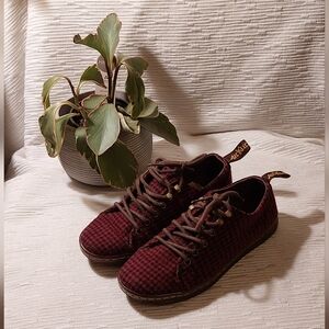 Stylish Burgundy Checkered Men's Shoes